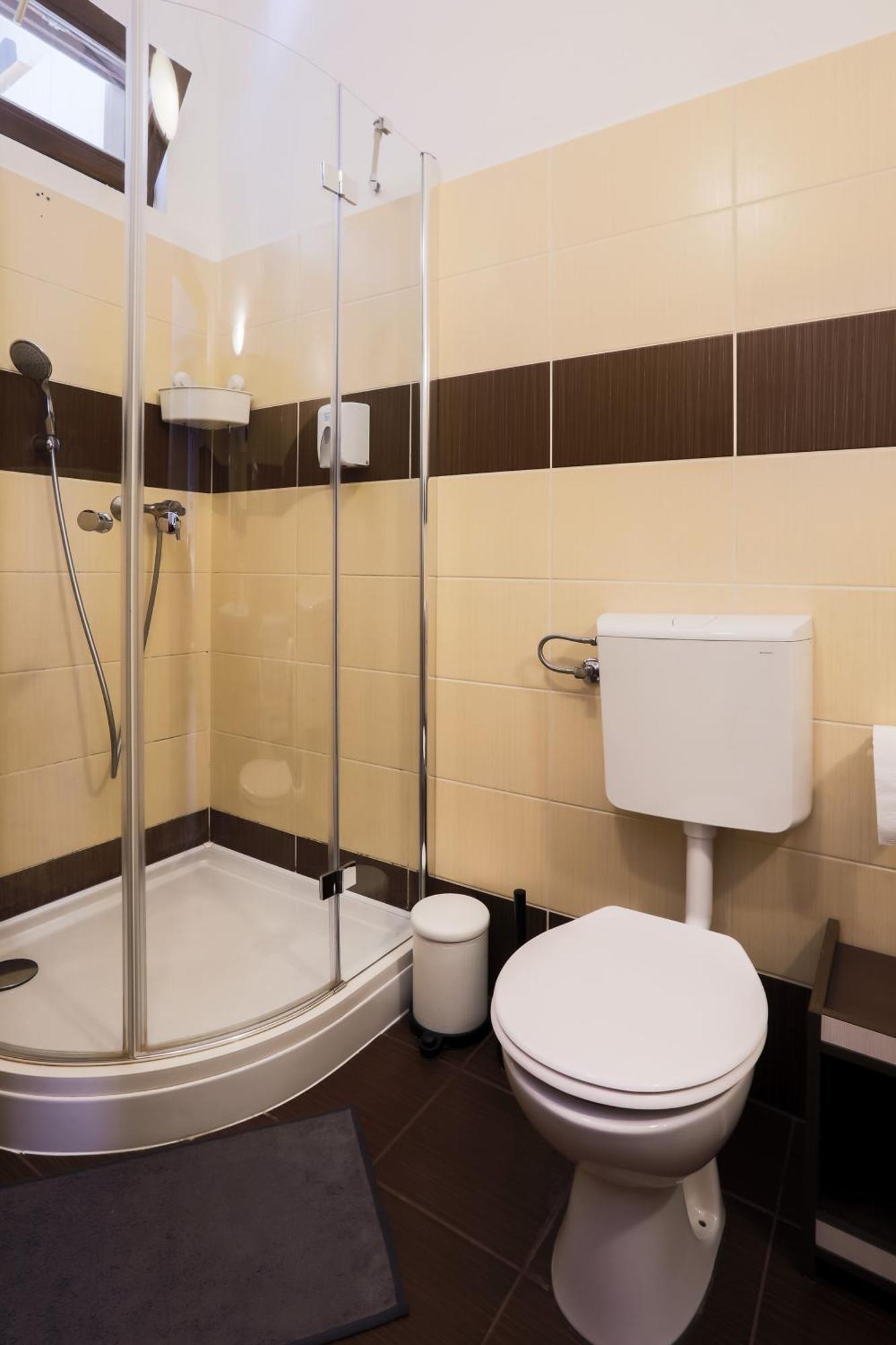 בודפשט East Station Private Rooms מראה חיצוני תמונה