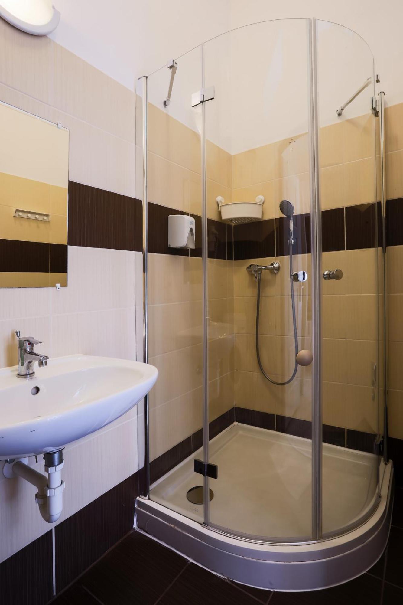 בודפשט East Station Private Rooms מראה חיצוני תמונה