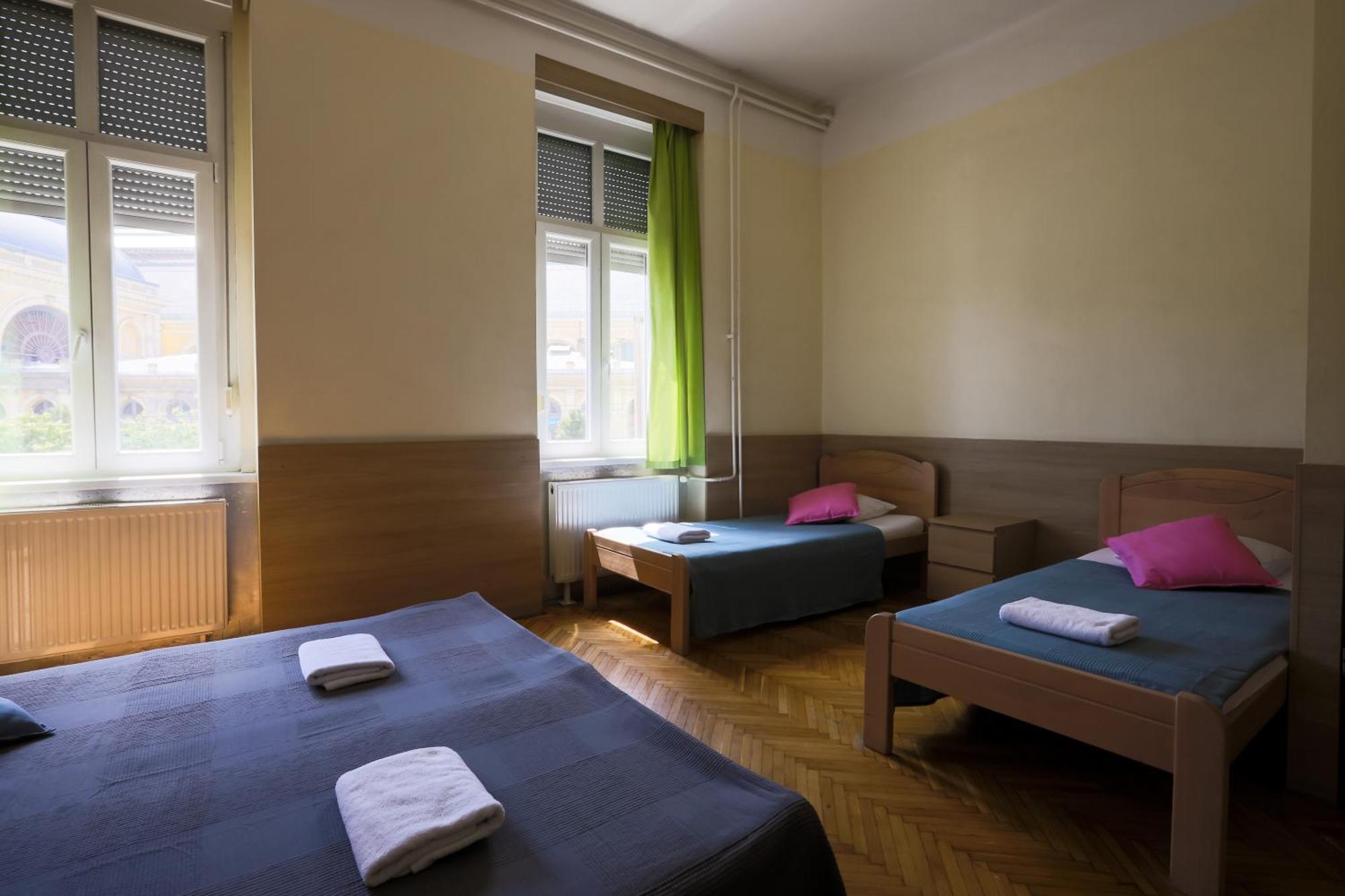 בודפשט East Station Private Rooms חדר תמונה