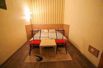 בודפשט East Station Private Rooms מראה חיצוני תמונה